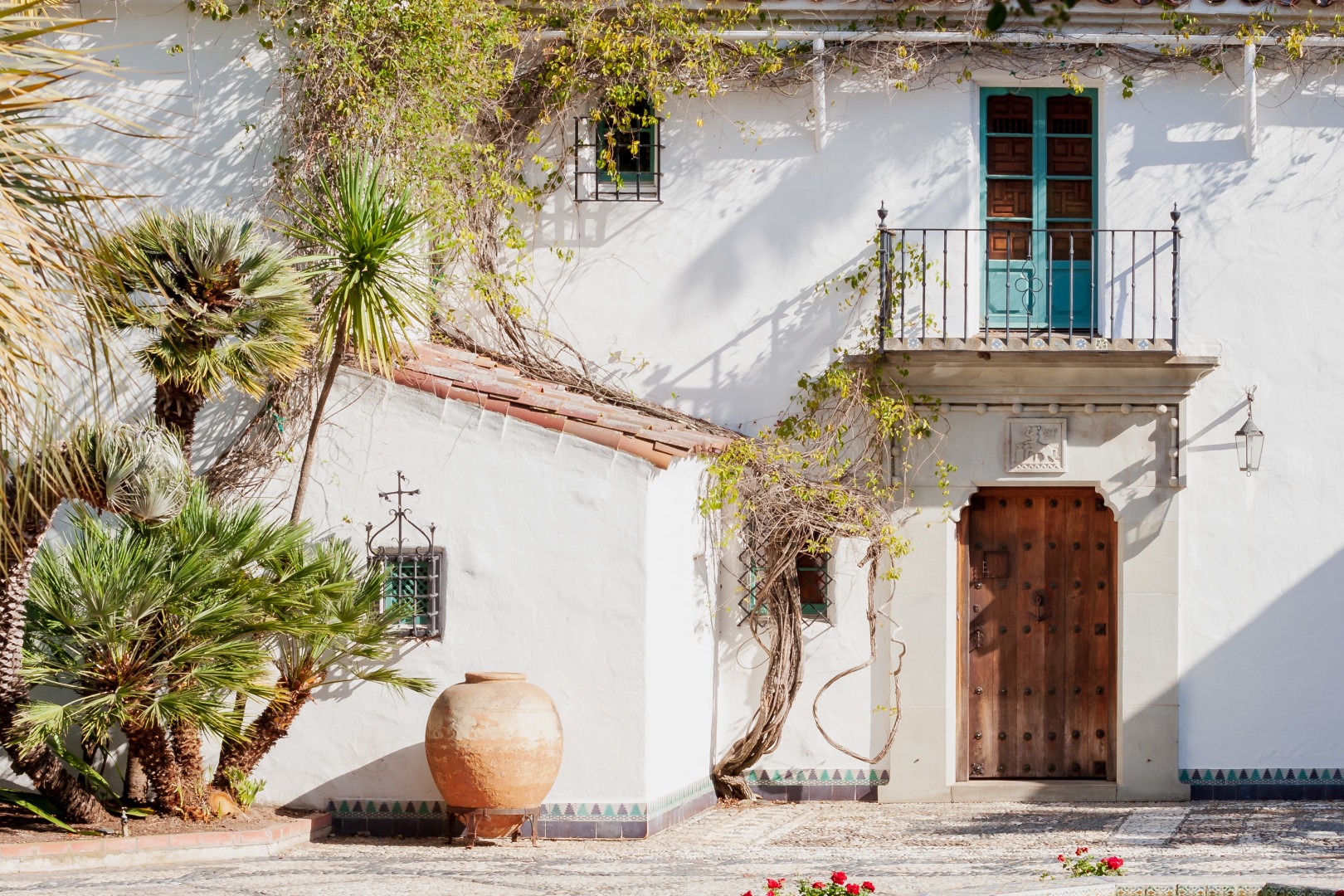 Plan Your Visit to Casa del Herrero: A National Historic Landmark